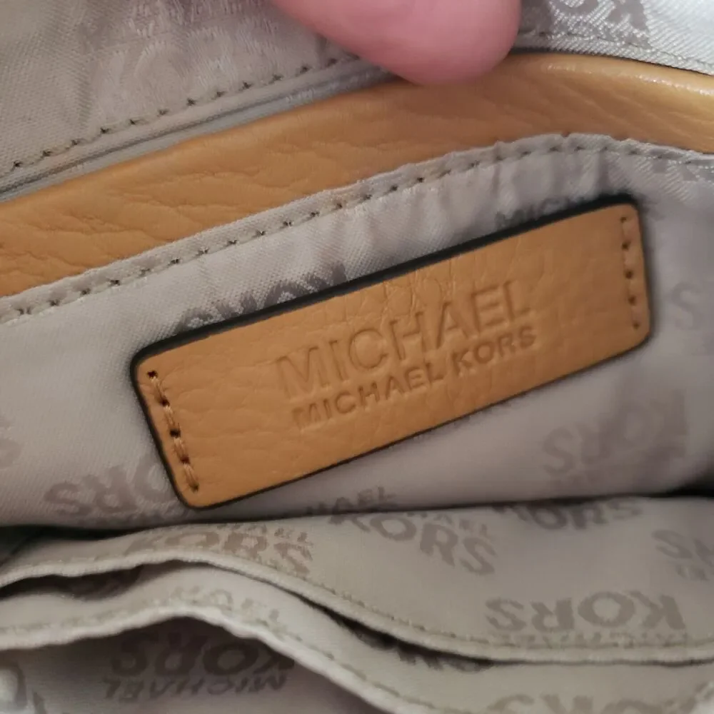 MICHAEL KORS MK Fulton Brown Pebble Leather Zip‎ Around Card Clutch Wristlet New